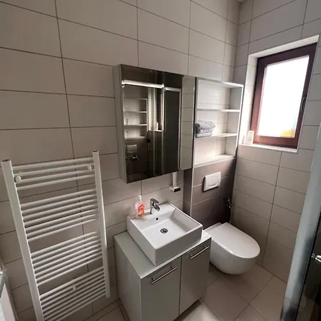 Apartment Forum *