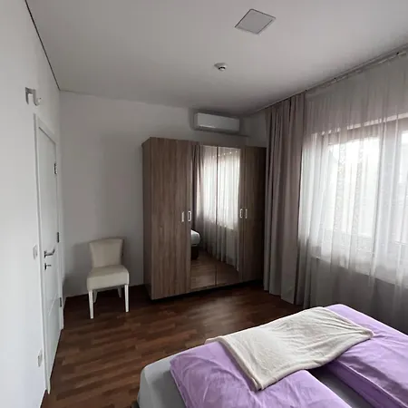 Forum Apartment
