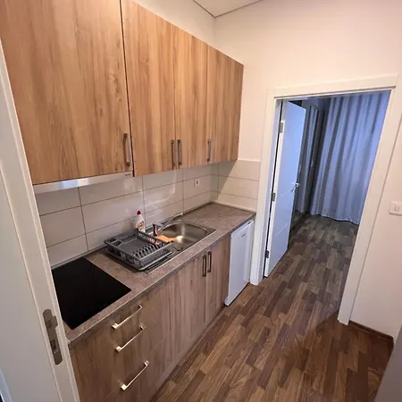 Apartment Forum *